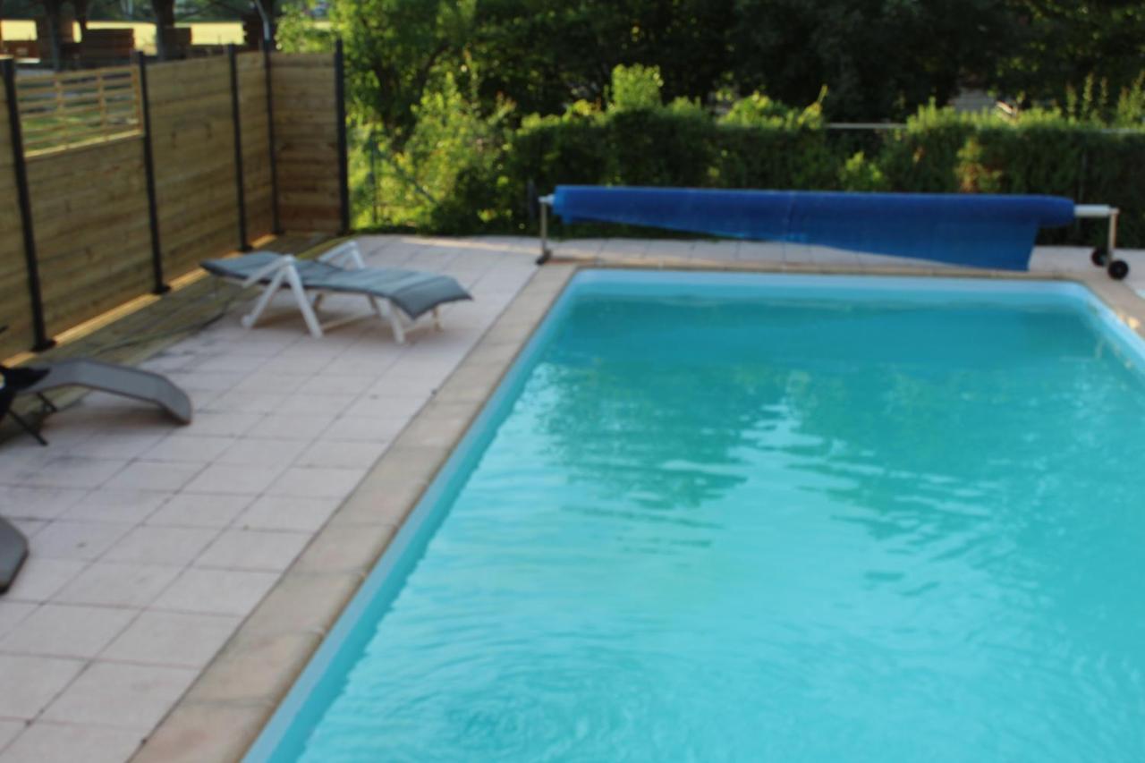 Gites Riviere Et Colline Niedermodern Exterior foto